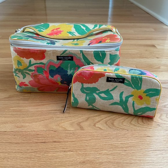 kate spade Bags Kate Spade New York Daycation Large Floral Colin